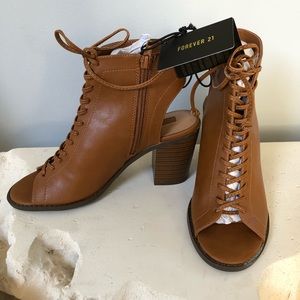 Camel Cutout lace up booties TTS